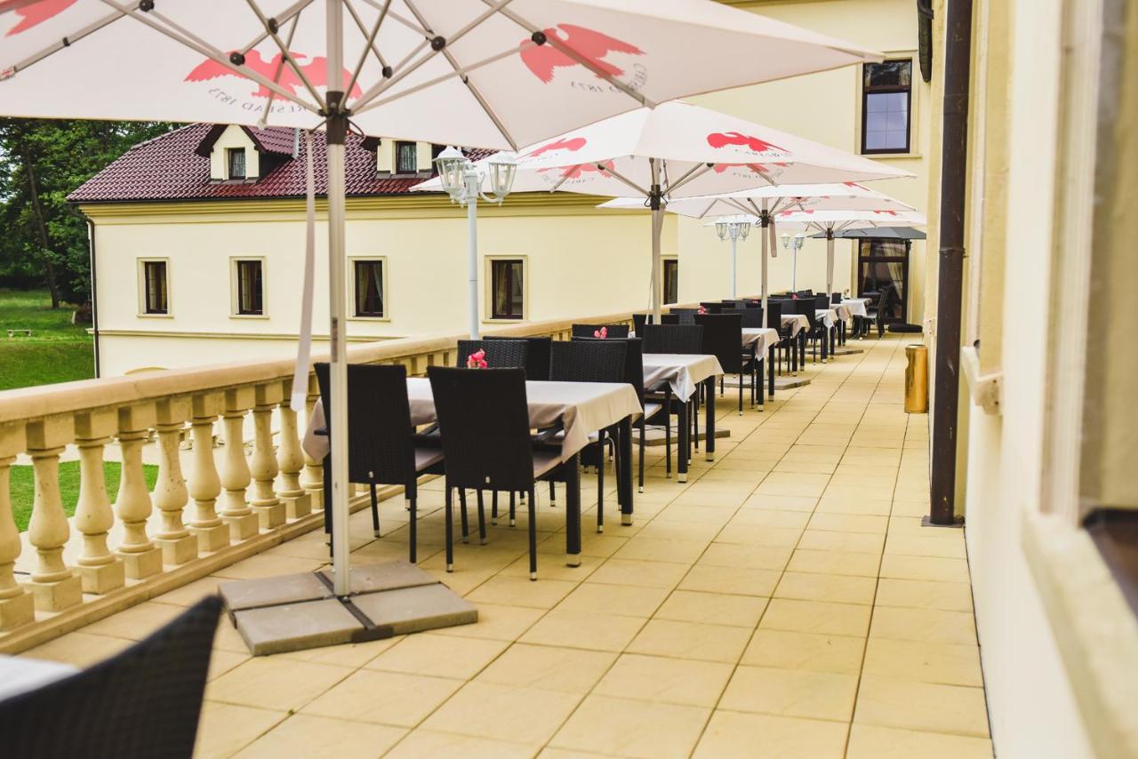 Hotel Zamek Kamenny Dvur Kynsperk nad Ohri Exterior foto